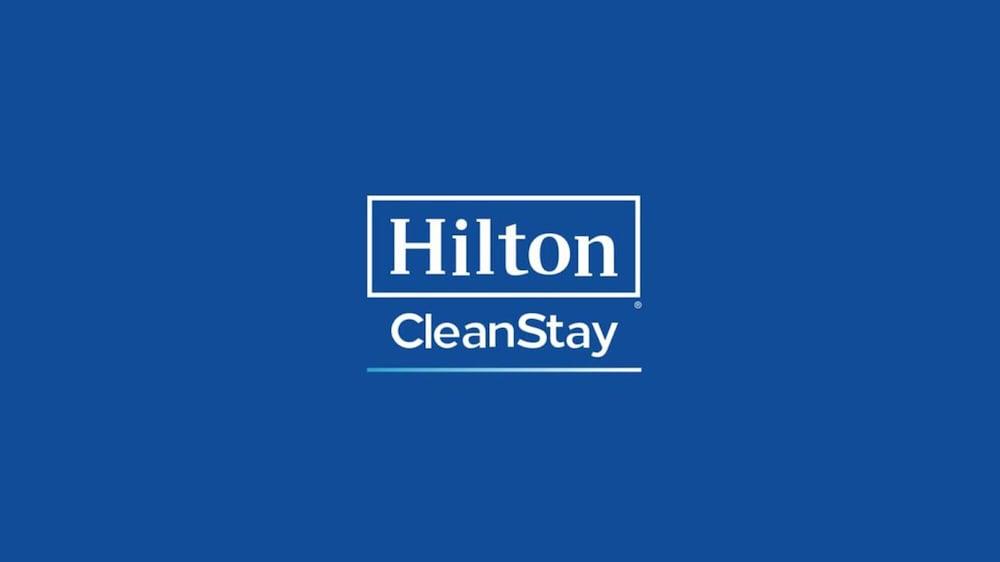 Hampton Inn Clinton Exterior photo