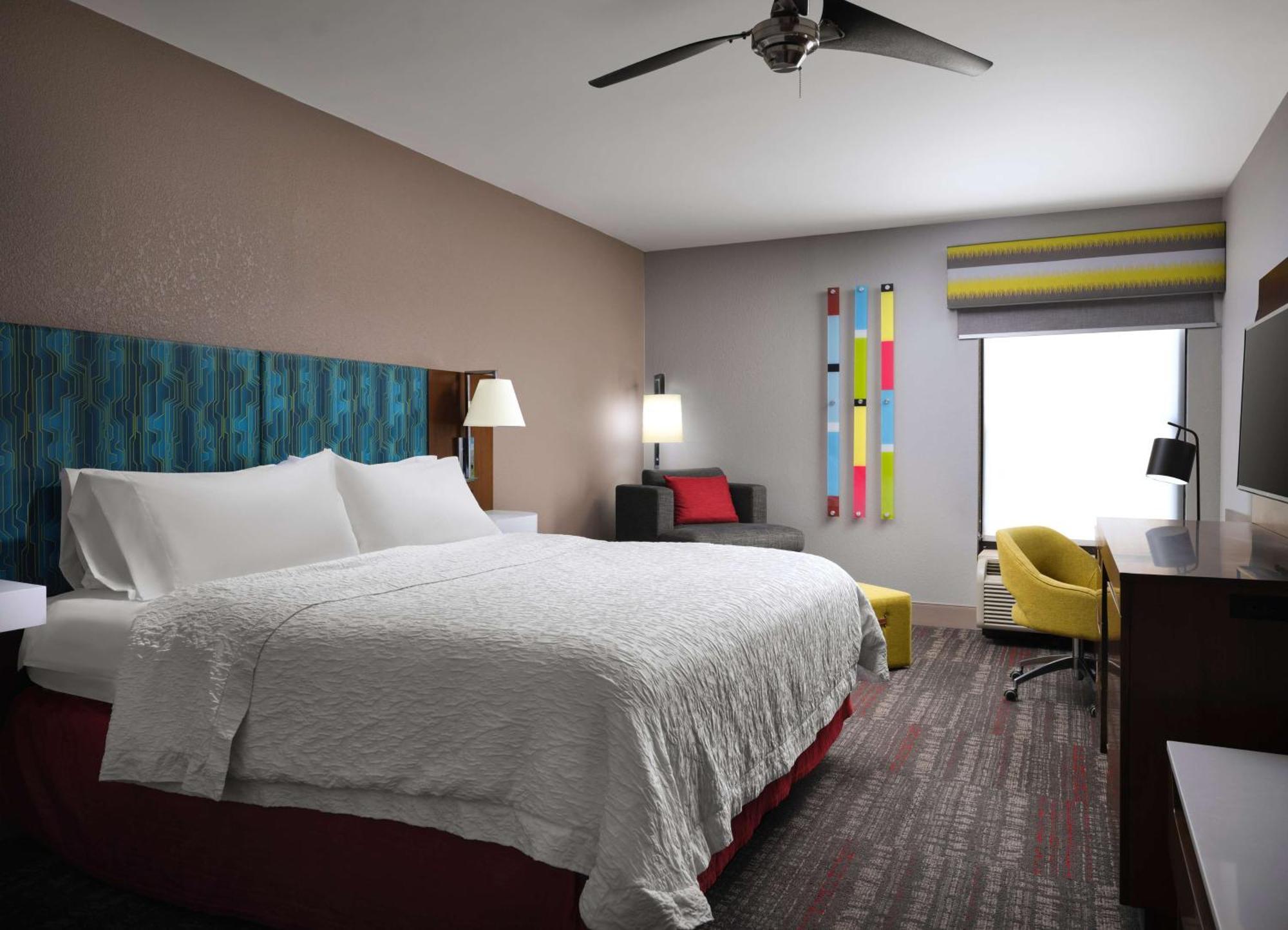 Hampton Inn Clinton Exterior photo