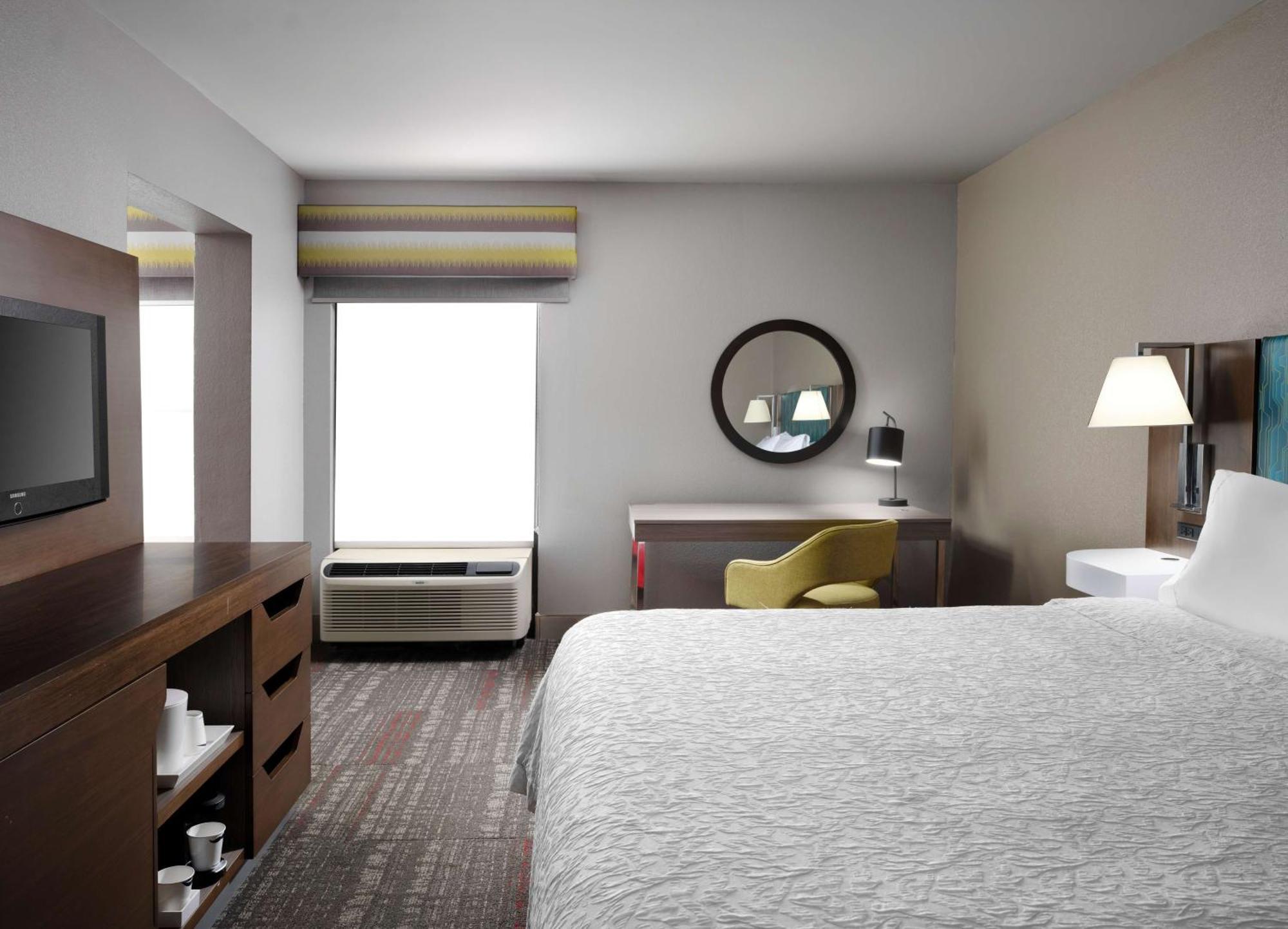 Hampton Inn Clinton Exterior photo